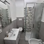 - Il Vicoletto 圣雷默